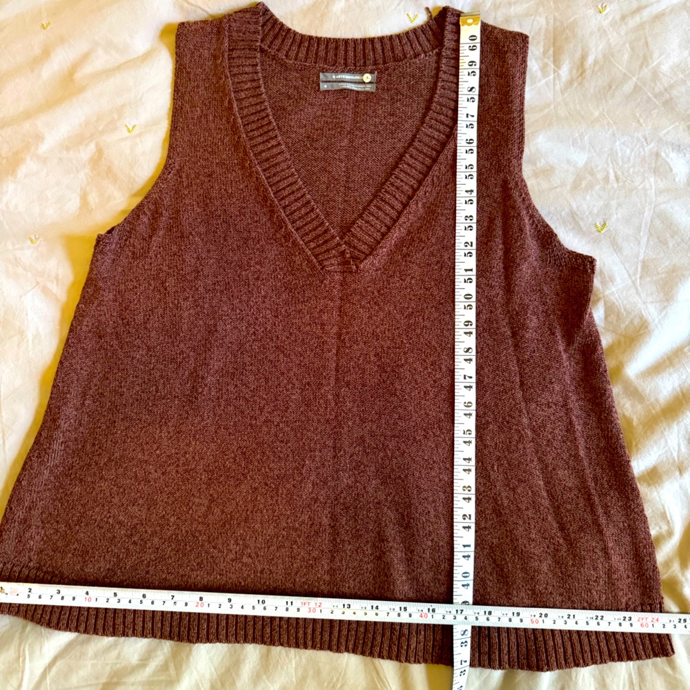 Anthropologie rich brown vest size M.